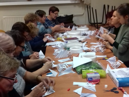 Warsztaty z ozdób wiosennych w Drogomyślu